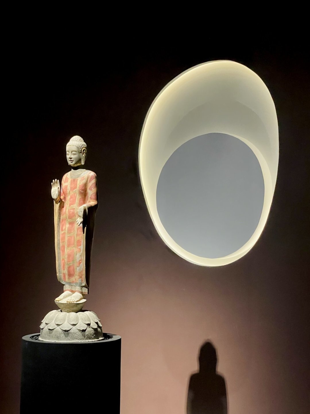 「东方微笑」改名「青州微笑」:巡展全国的北朝佛像到广州了,78元值不值?