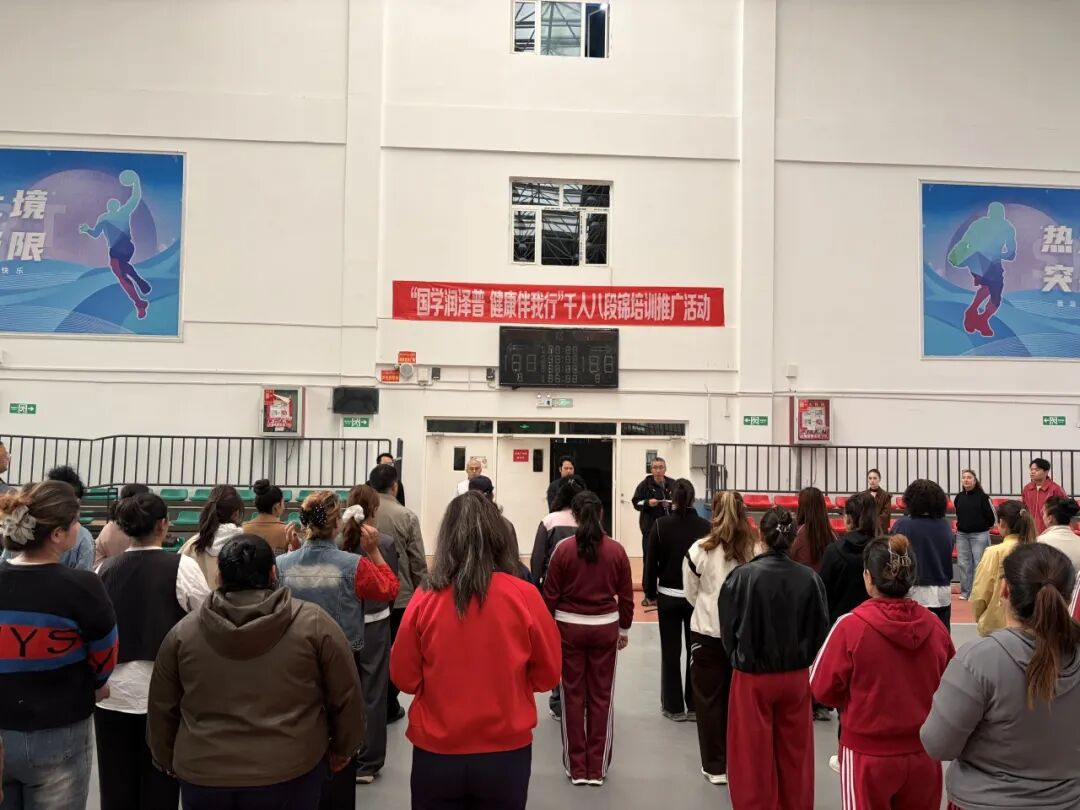 全网都在收藏八段锦,官方“标准答案”终于来了:不用花钱学,这3类内容别再存