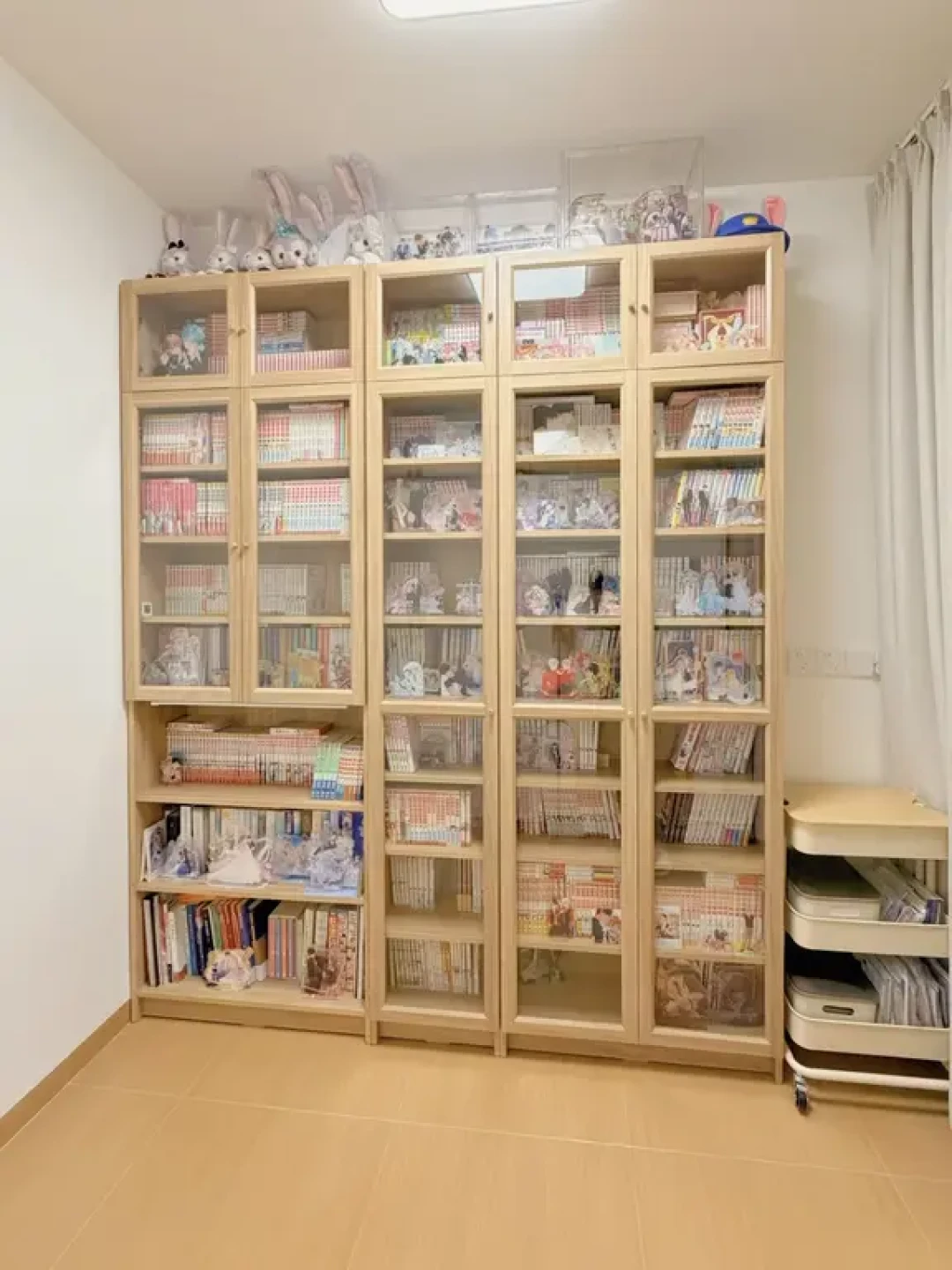 标着放300本的漫画柜,实际只能放184?下单前把这三笔账算清楚