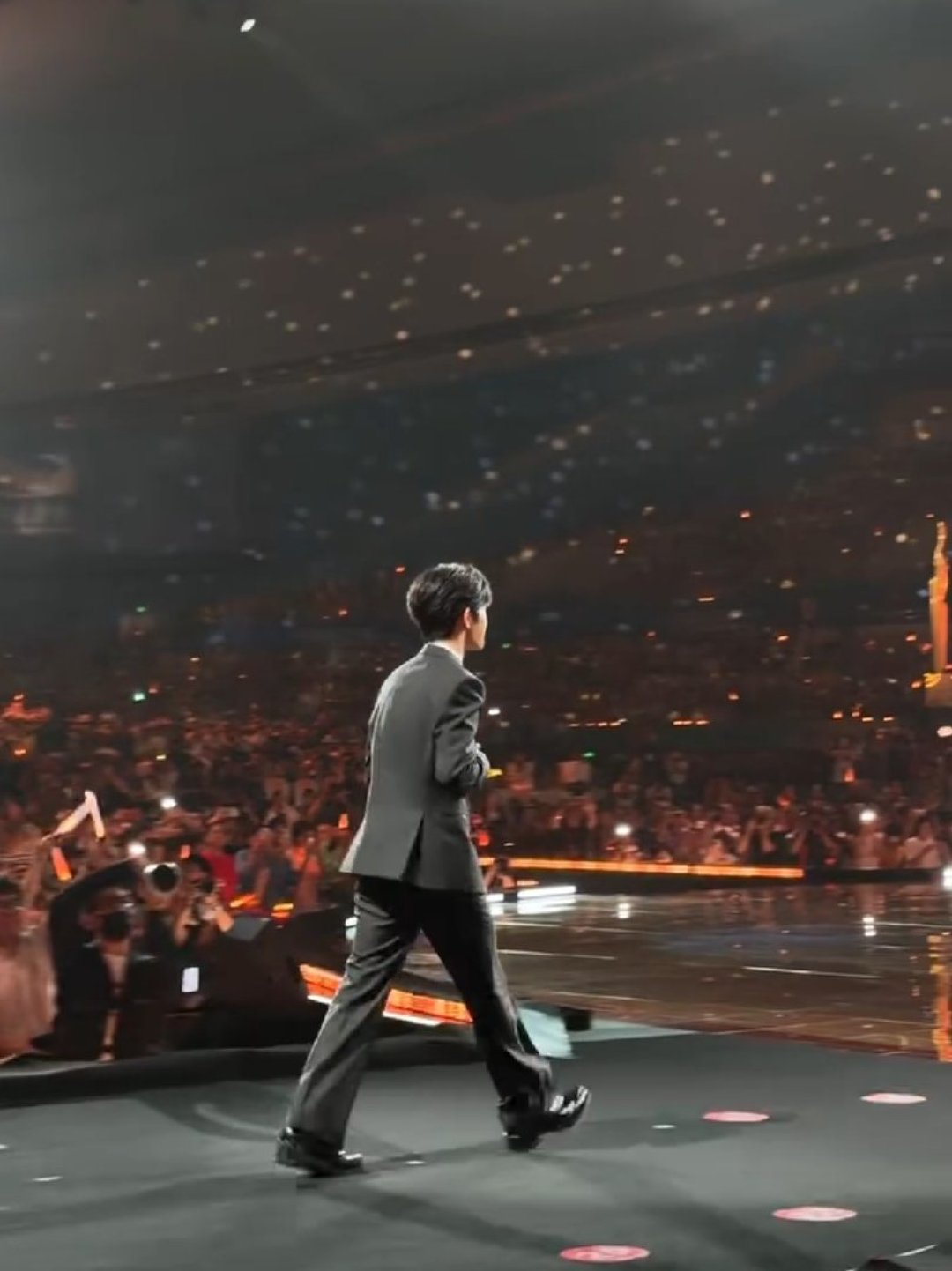 杨荔钠百花奖最佳导演0票,《小小的我》却出了影帝:现在正是补她作品的好时候
