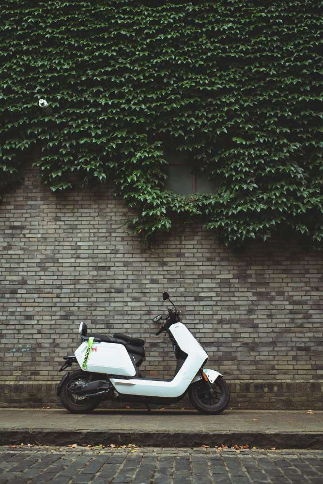 639元一个月,租满12个月送车?外卖电动车以租代购算账:多付1169元,还藏着3条没人讲的条款