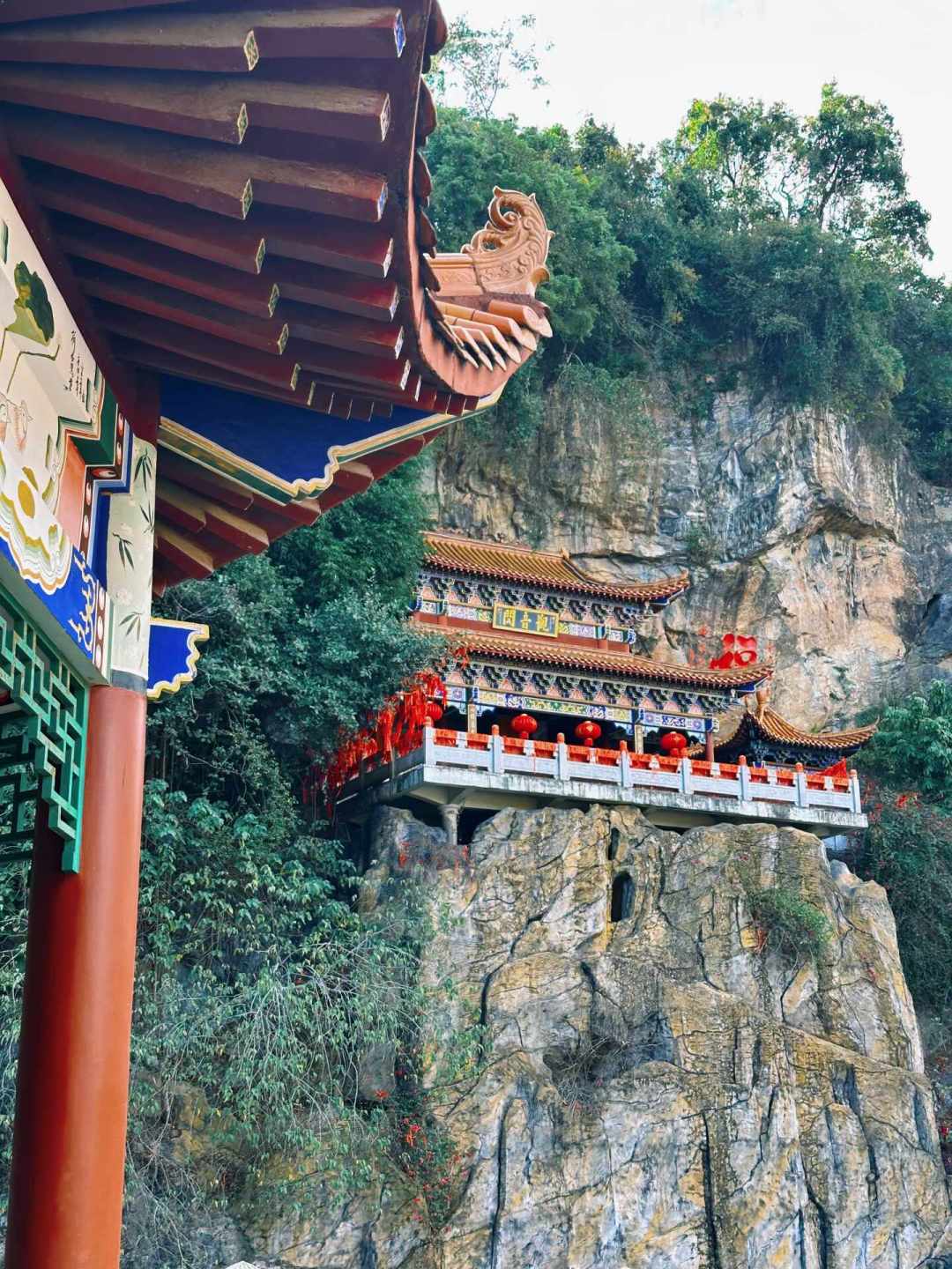 《法华经》到底妙在哪？知乎上这个问题有16万浏览，先收好这份28品阅读地图