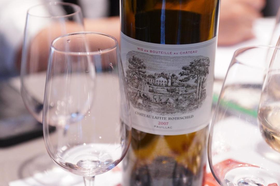 都叫“拉菲”，最便宜60块、最贵4万多：中秋买酒前，先看完这篇