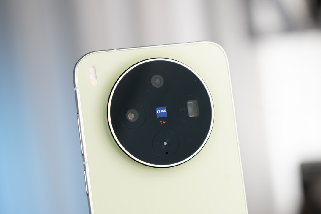 全行业都在涨价，vivo X300s却跌到3561元：对了6份到手价和5个月口碑，现在谁能冲谁该等