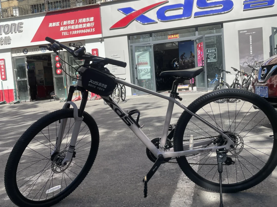 被问了一个月的三选一:2000块的第一辆山地车,黑客700、ATX720、勇士500到底提哪台