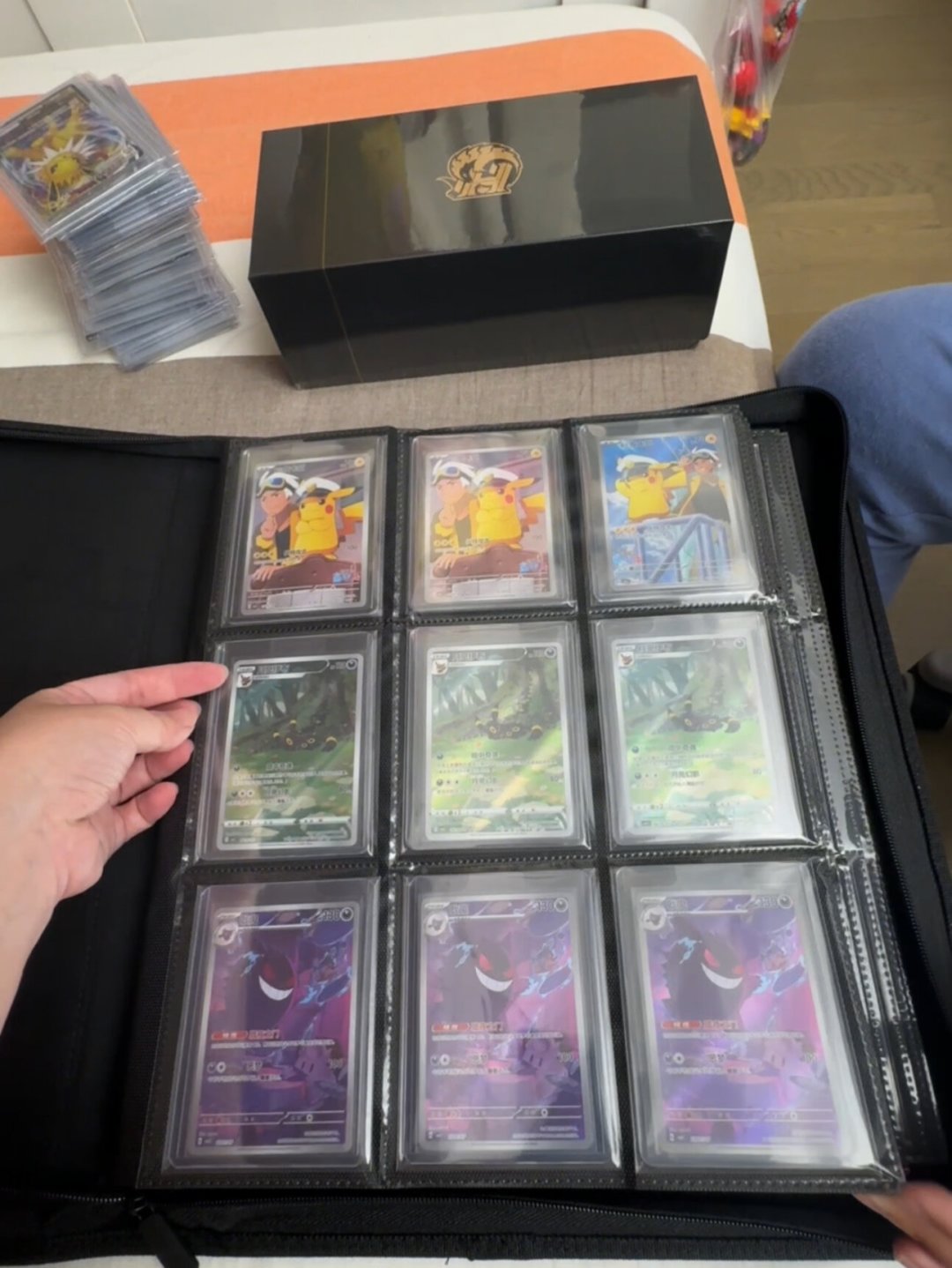 套错膜比不买卡还亏:集换式卡牌保护四步讲透,从几毛的卡膜到上百的卡砖