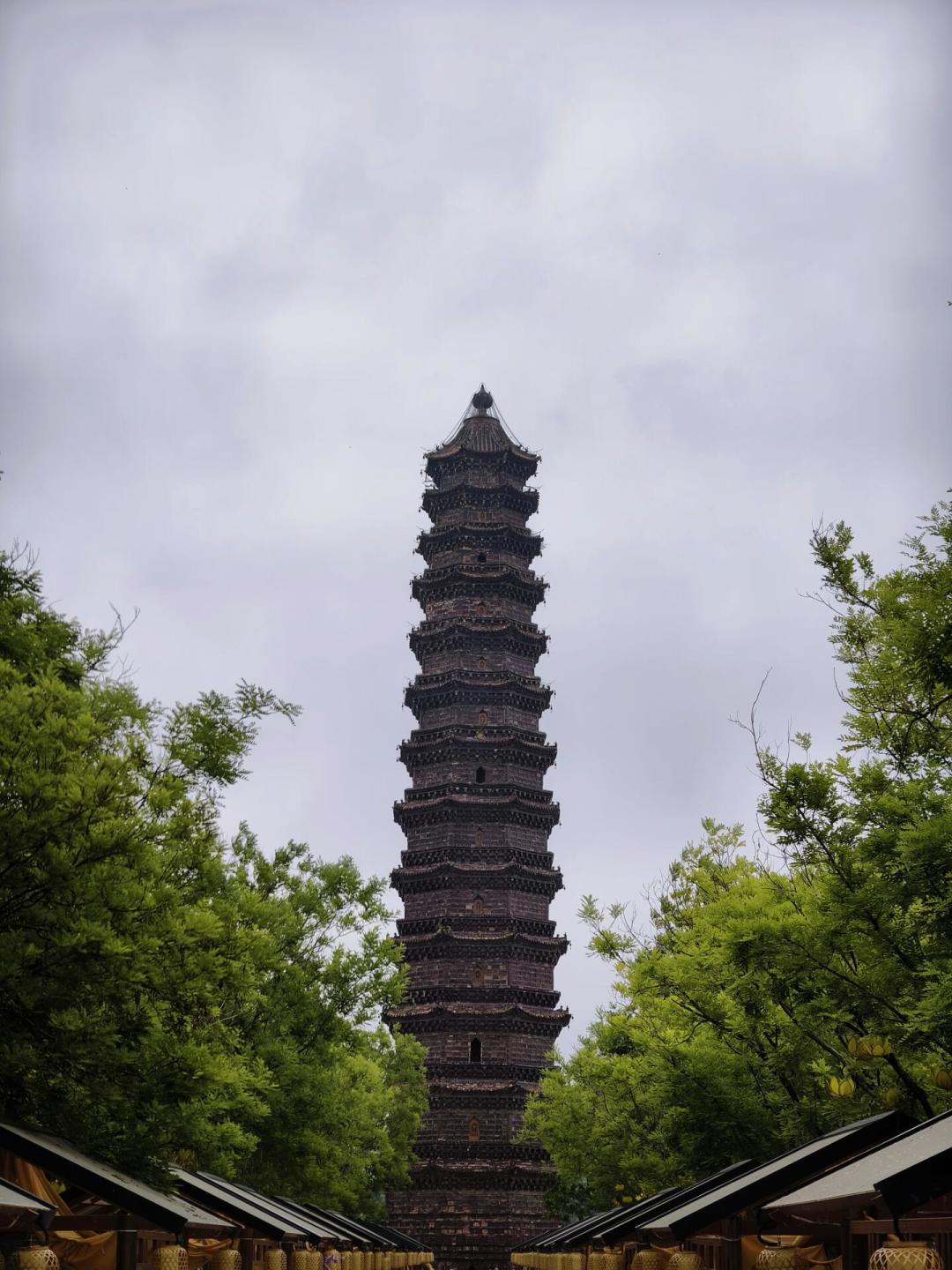 铁塔不是铁,大报恩寺只剩玻璃:中国多彩琉璃塔,原装完好的只剩山西这座