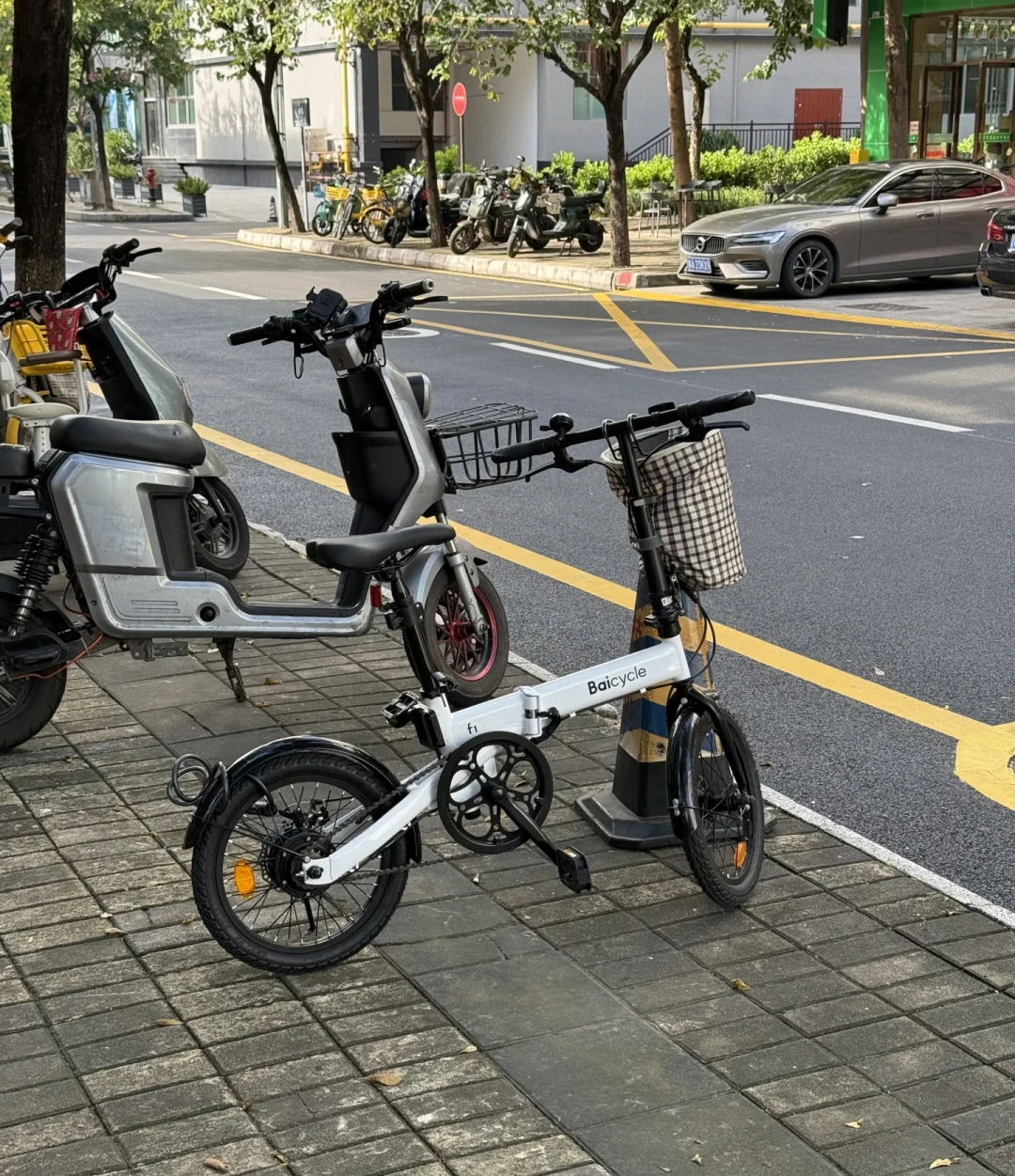 宣传120公里实际只跑60多:翻完折叠电动车的虚标帖,我整理出付钱前要核对的三件事