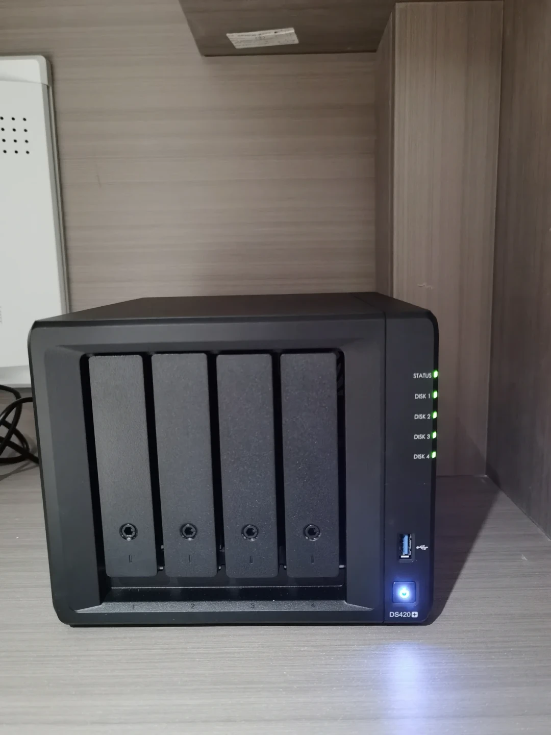 硬盘涨得比黄金还快:希捷2TB从360元涨到1199元,群晖用户现在扩容还是等?