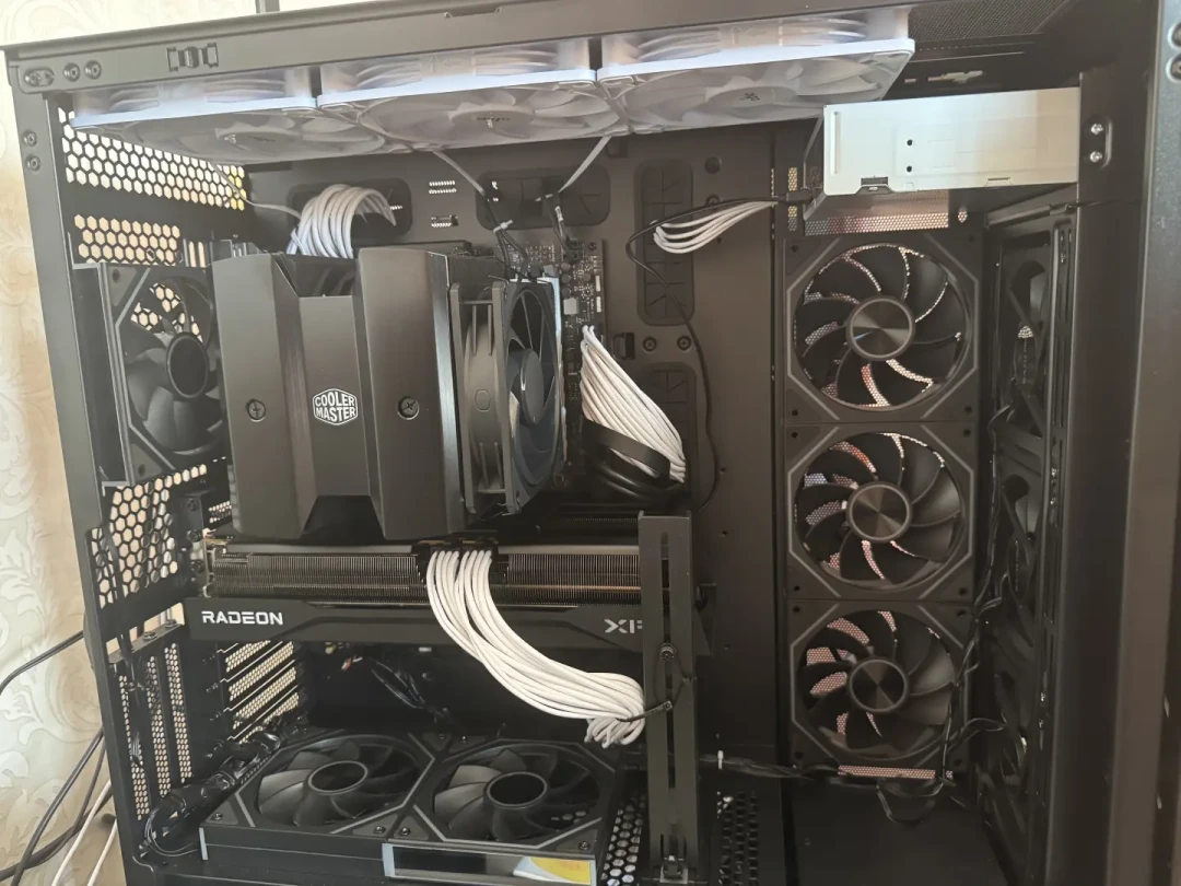5060 Ti 16G比讯景9070 GRE贵出1300、性能反被压26%:这场