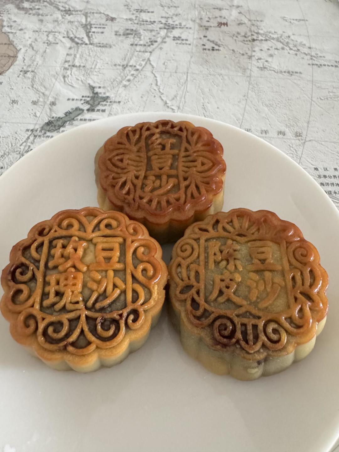 山姆188元的榴莲冰皮月饼,有人说9分想回购,有人说