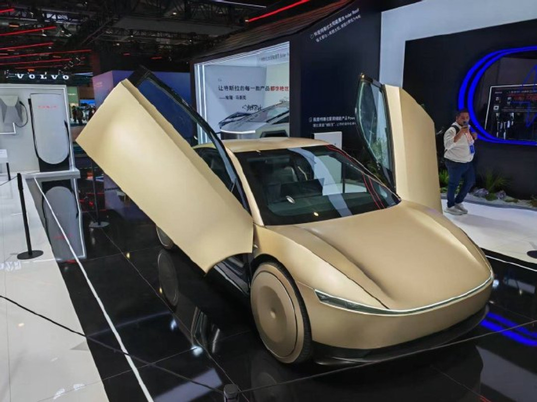 Cybercab官宣9月3日发布,没有方向盘和踏板:热闹是Robotaxi的,等FSD的中国车主可能要多等一阵了