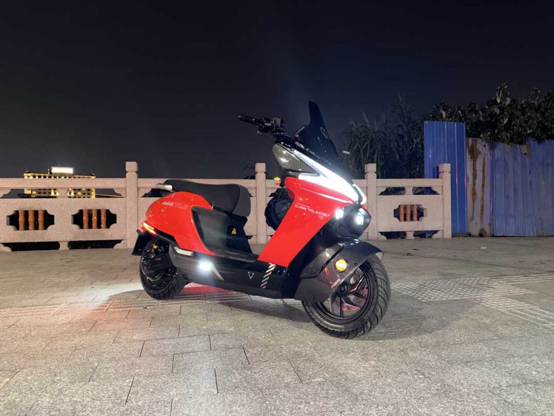 电摩一波接一波:台铃14999元的X9、明天上市的AE6,现在出手还是再等等
