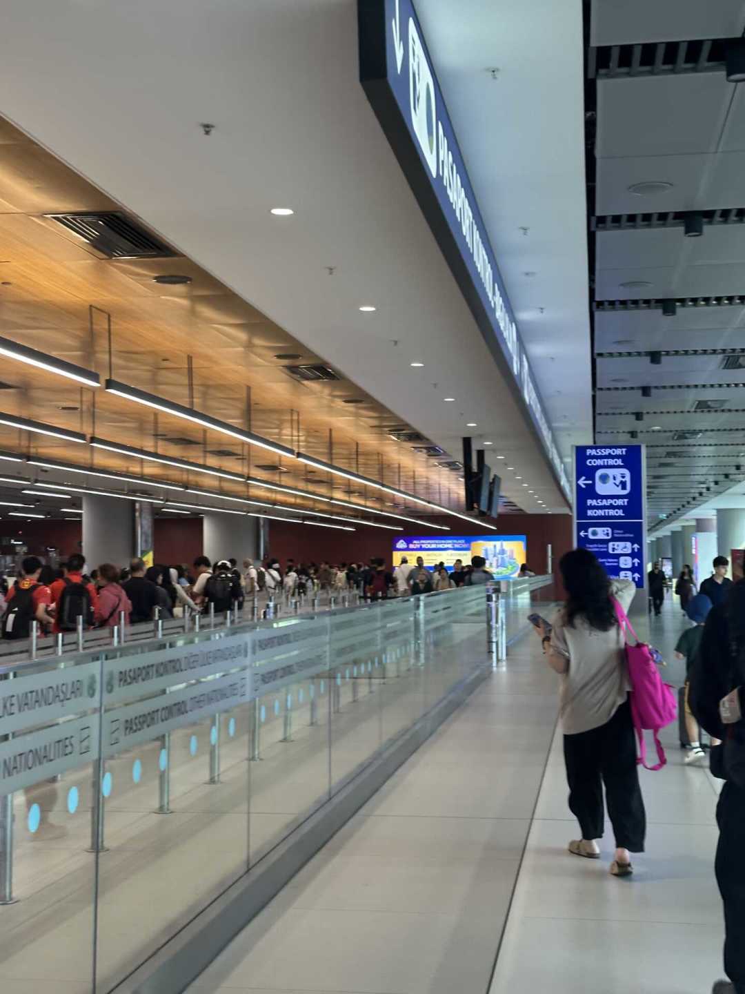免签省了500块,结果没出机场就花完:翻完20多份真实账单,国庆去土耳其的三档真实成本、十一个官方坑,都给你盘清楚了