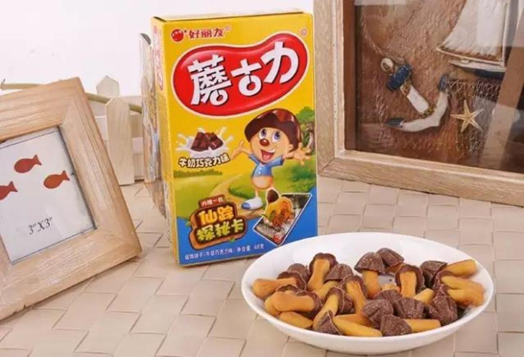 你吃了很多年的咪咪虾条,可能一直是“味咪”:这波“童年零食盗版”讨论,哪些是真山寨、哪些是误伤,替你查清了