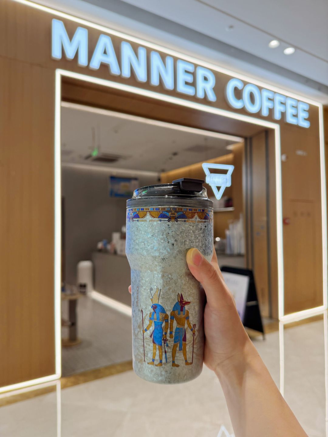 MANNER下周又要发新“鸡蛋”:玻璃鸡蛋杯回归,冲之前先把这笔账算清楚