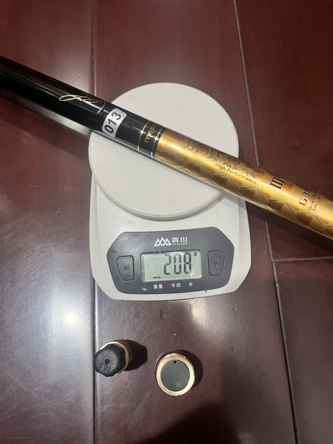 闲鱼上遍地“退坑”名牌鱼竿,半价达瓦禧玛诺敢买吗?翻完全网二手竿捡漏和翻车帖,5类坑和验竿清单一次说清