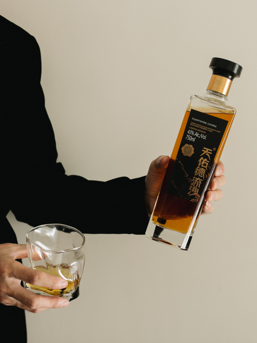 3小时涌进17条种草帖,店铺却只卖出9瓶:天佑德“雪莉青稞酒”的种草,跟不跟?