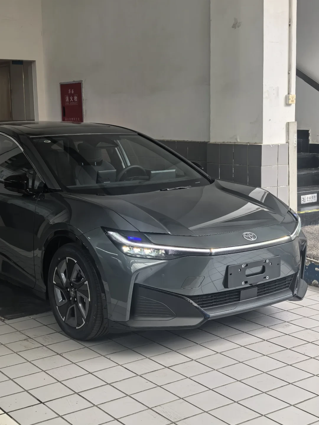 从16.98万到9.38万,丰田最便宜的车现在是台纯电:抄底bZ3前,先看网约车司机怎么算账