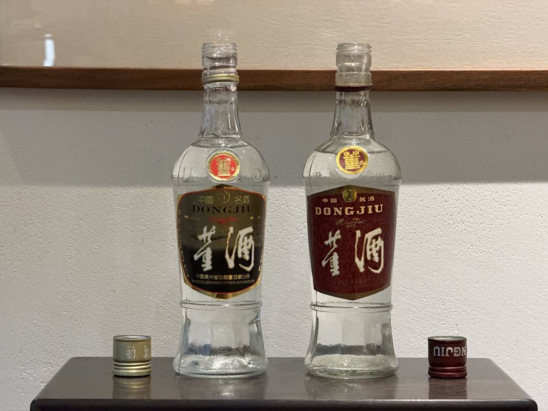 新董酒跌到85元一瓶,80年代老董酒却报价上万:家里那瓶落灰的,到底是哪一档?