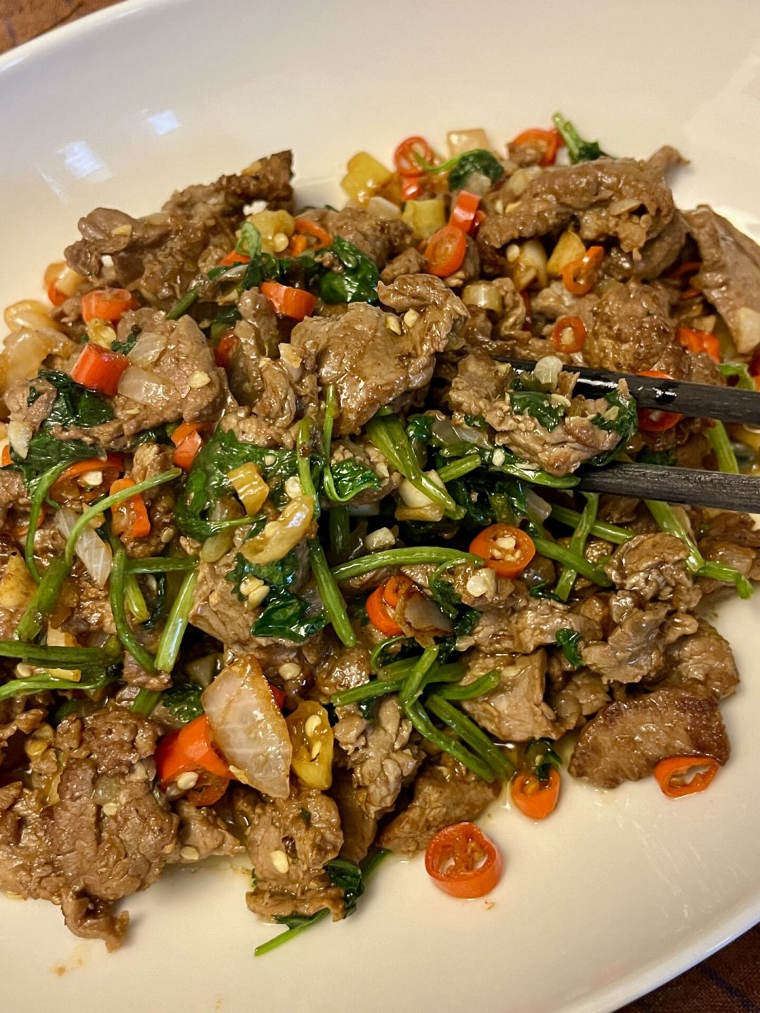铁锅因为“太多人不会用”被下架了:从涂层锅换铁锅前,先想清楚这三个问题