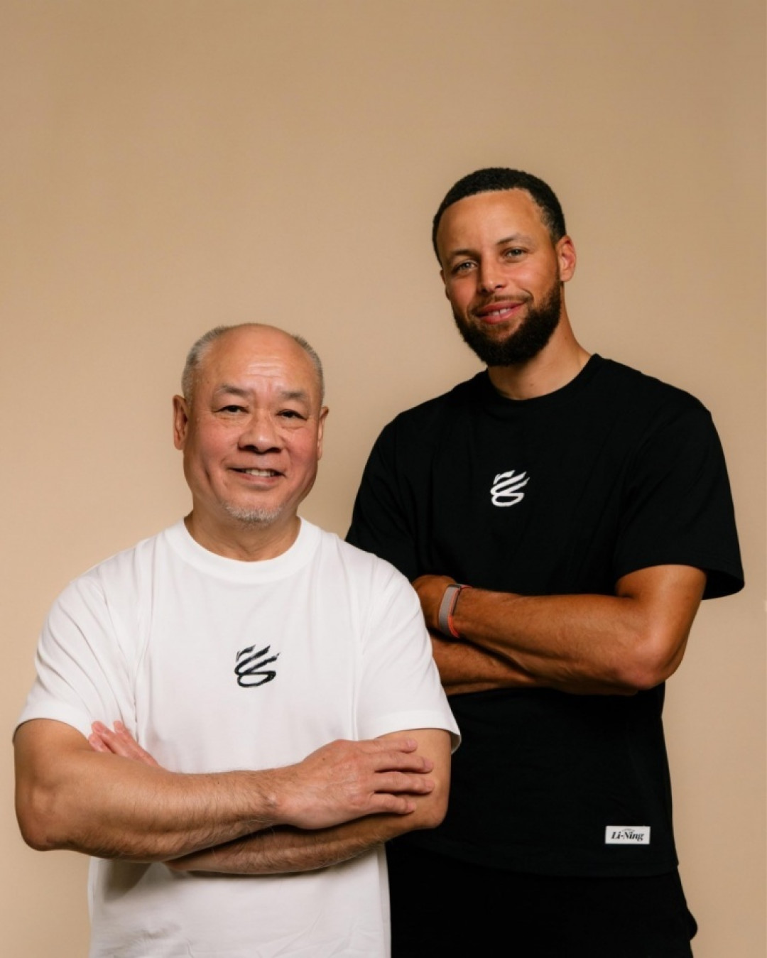 Curry Brand 离开安德玛 9 个月,新鞋才刚上脚:强森带走的牛头,还要让粉丝等多久?