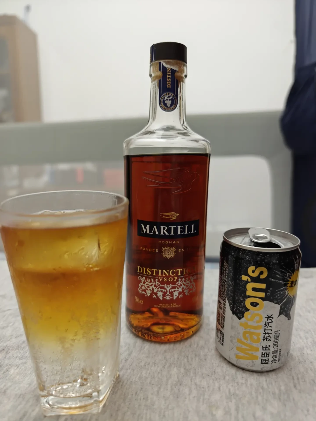 300元一瓶的马爹利名士,在家调成23杯:4个社区配方和一笔成本账
