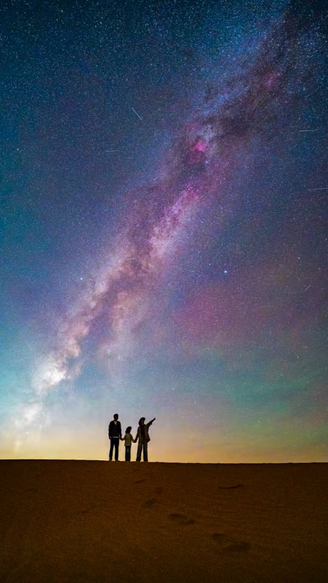 营地自带拍摄300、观星团500、专人跟拍1000+:中卫沙漠拍银河的三种花钱方案,全网真实反馈我们扒了一遍