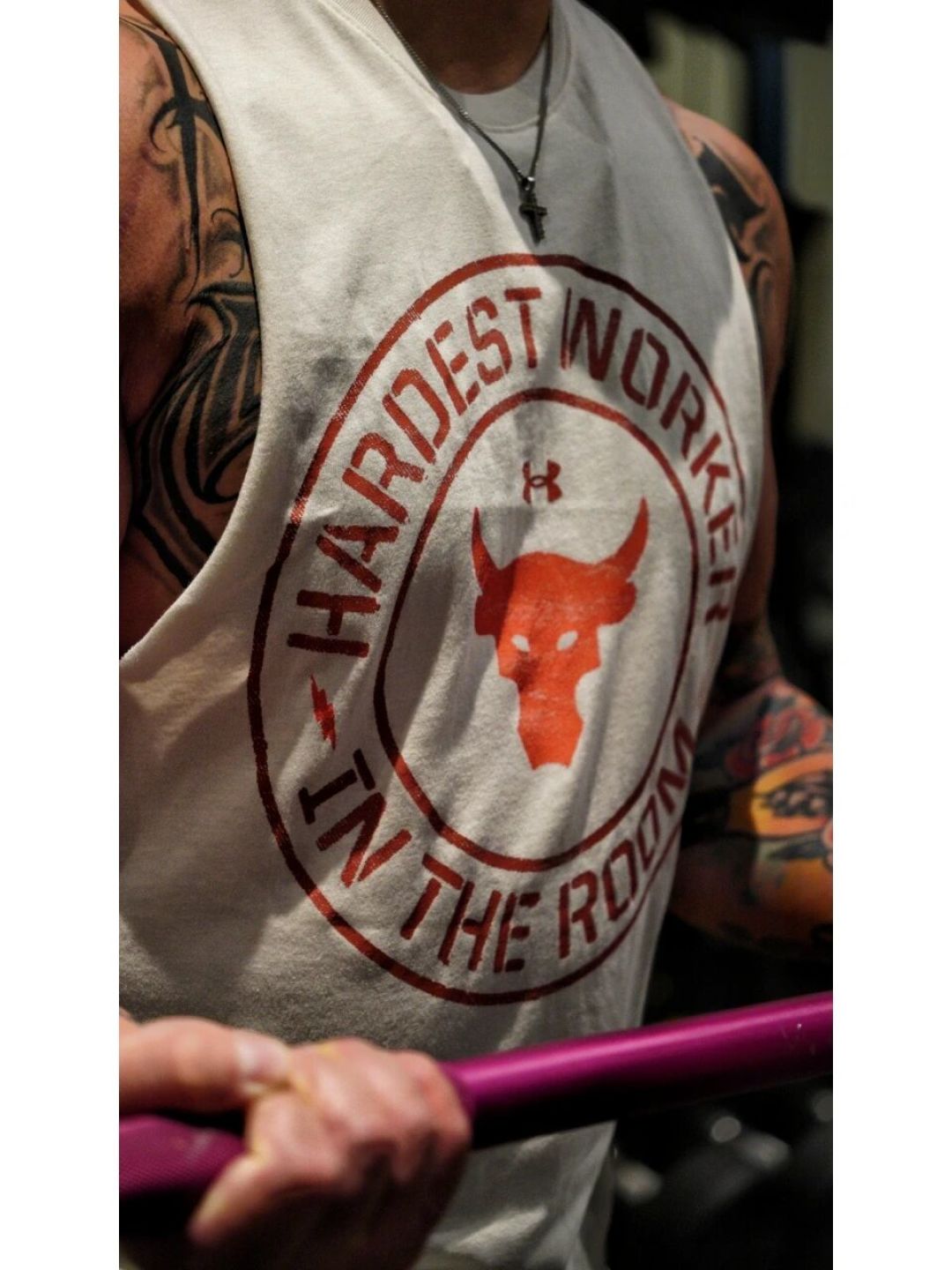 健身房出镜率最高的牛头背心,十月也要清完了:Project Rock 服装哪些值得捡,什么价算划算,还有一个奥莱专供的坑要避开