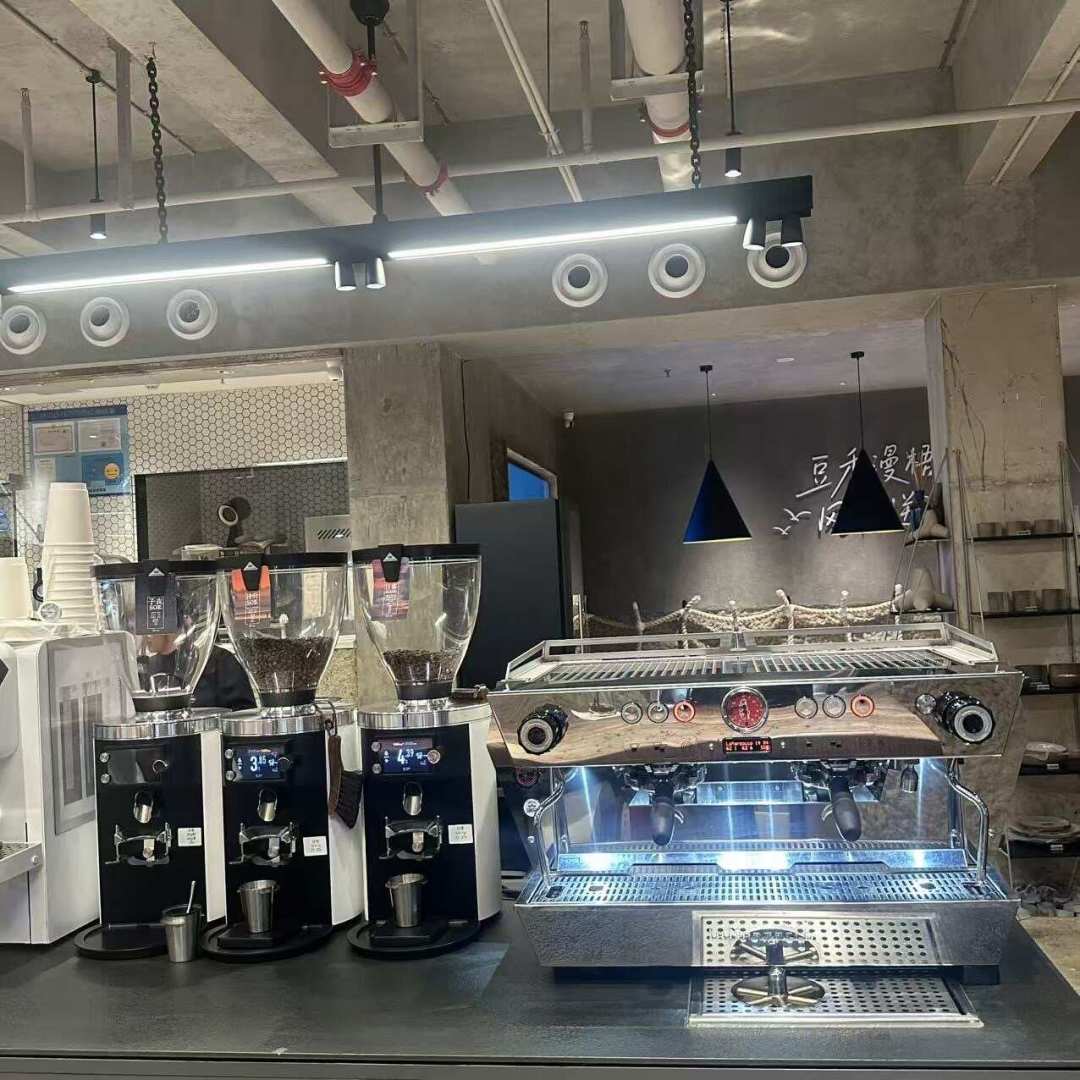 闭店潮把辣妈推向二手市场:出杯3万的KB90挂牌了,捡之前先算清这四笔账