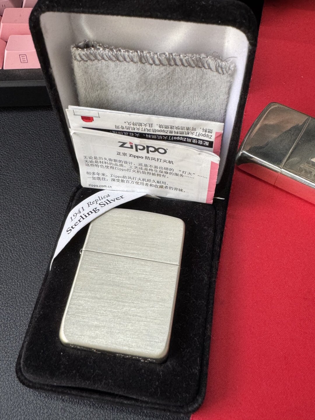 转Zippo花式的人,很多根本不抽烟:翻完几百条花式视频评论,我把第一台练习机的选法整理出来了