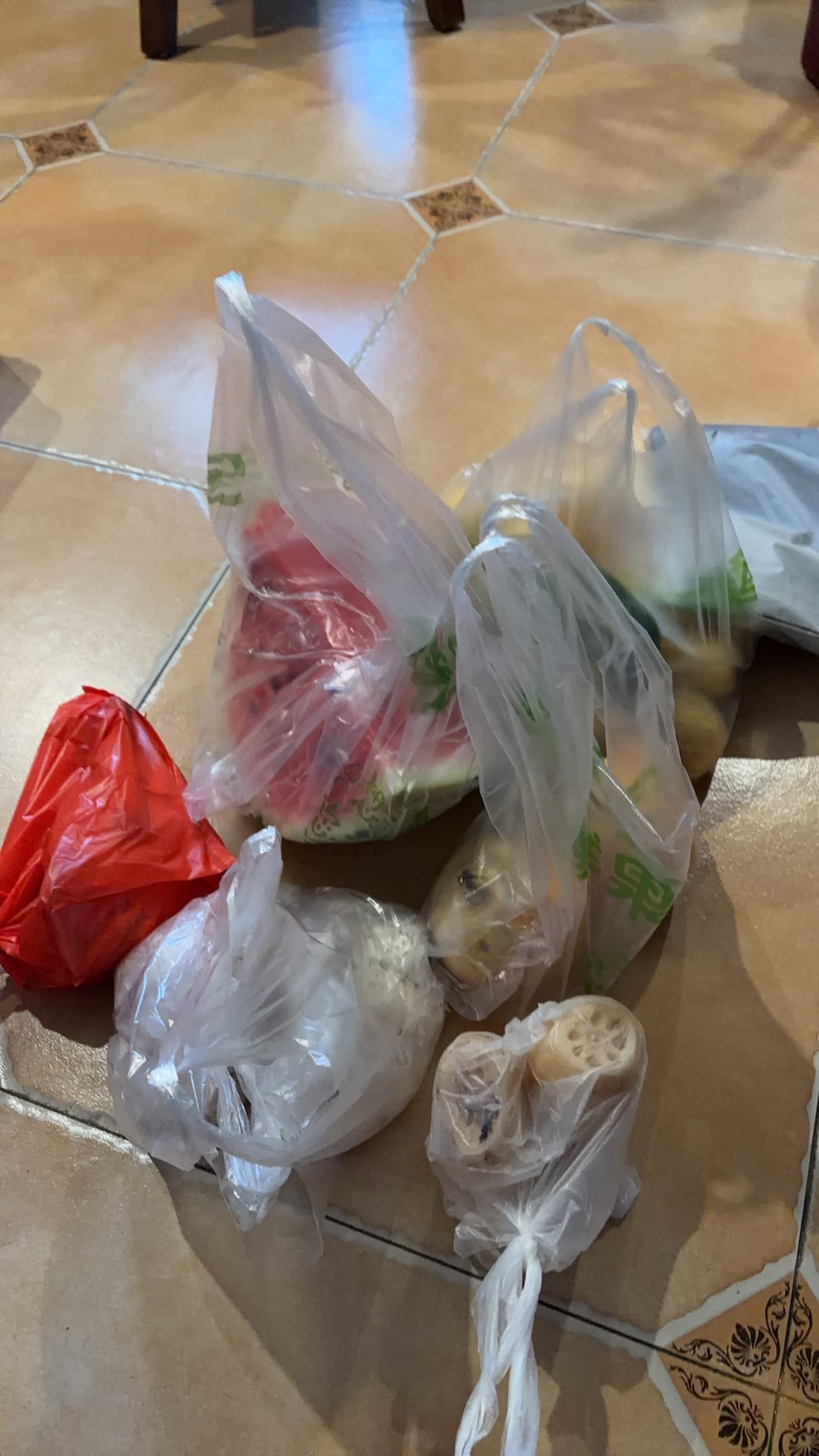 同样是云闪付,有人靠券交电费,有人连入口都找不到:8月底这波地方消费券,哪些值得定闹钟