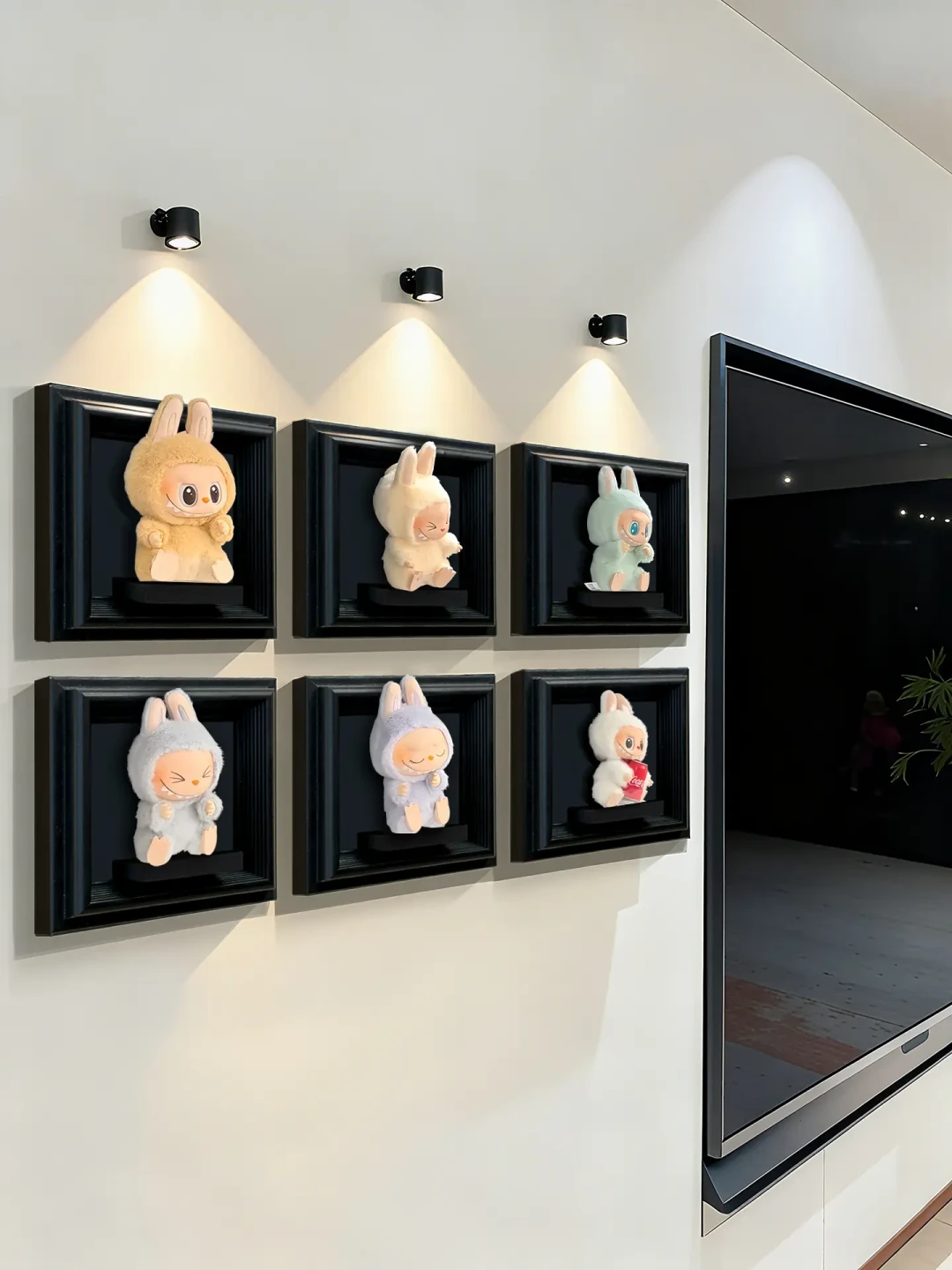娃越来越便宜,展示盒可不便宜:盲盒收纳4条路线,最便宜的3块多一个
