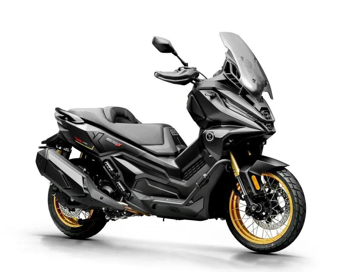 试驾车这周才到店、交付还得等排产:豪爵TVL350和无极SR450X,6000块差价只是价签上最不重要的那一行