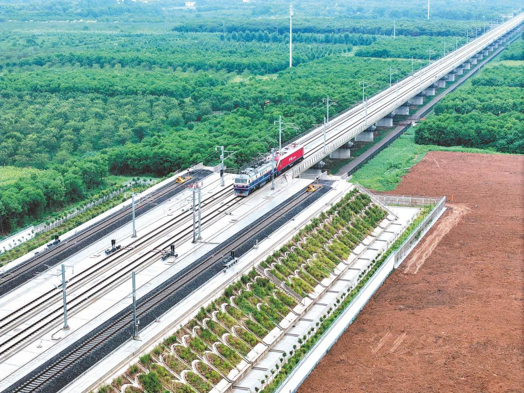 西康开始试运行、雄商冲刺9月底通车:10条新线迎来“开通潮”,铁路摄影下半年的拍摄窗口一次说清