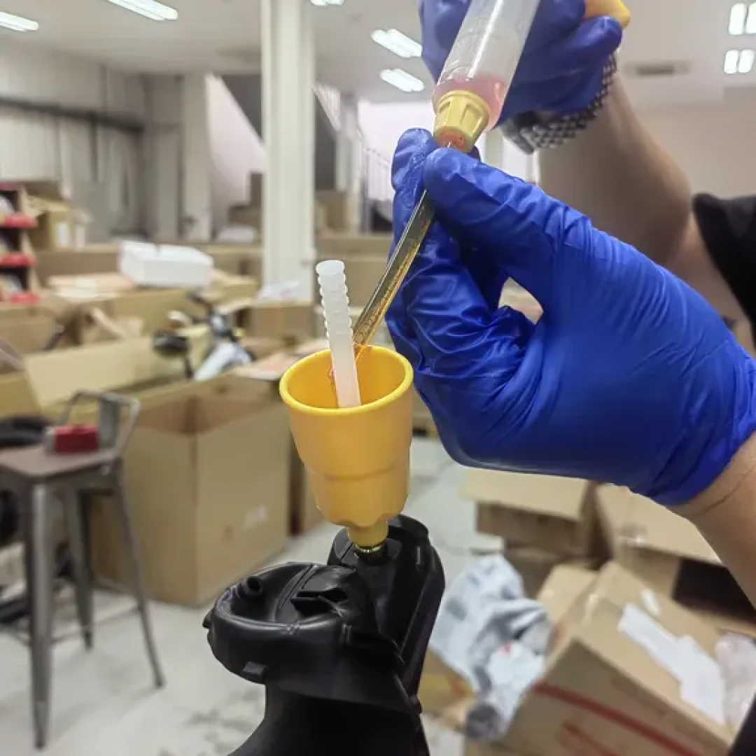 刹车越捏越软?翻完全网的油碟换油帖:先分清4个原因再花钱,油加错了整套刹车直接报废