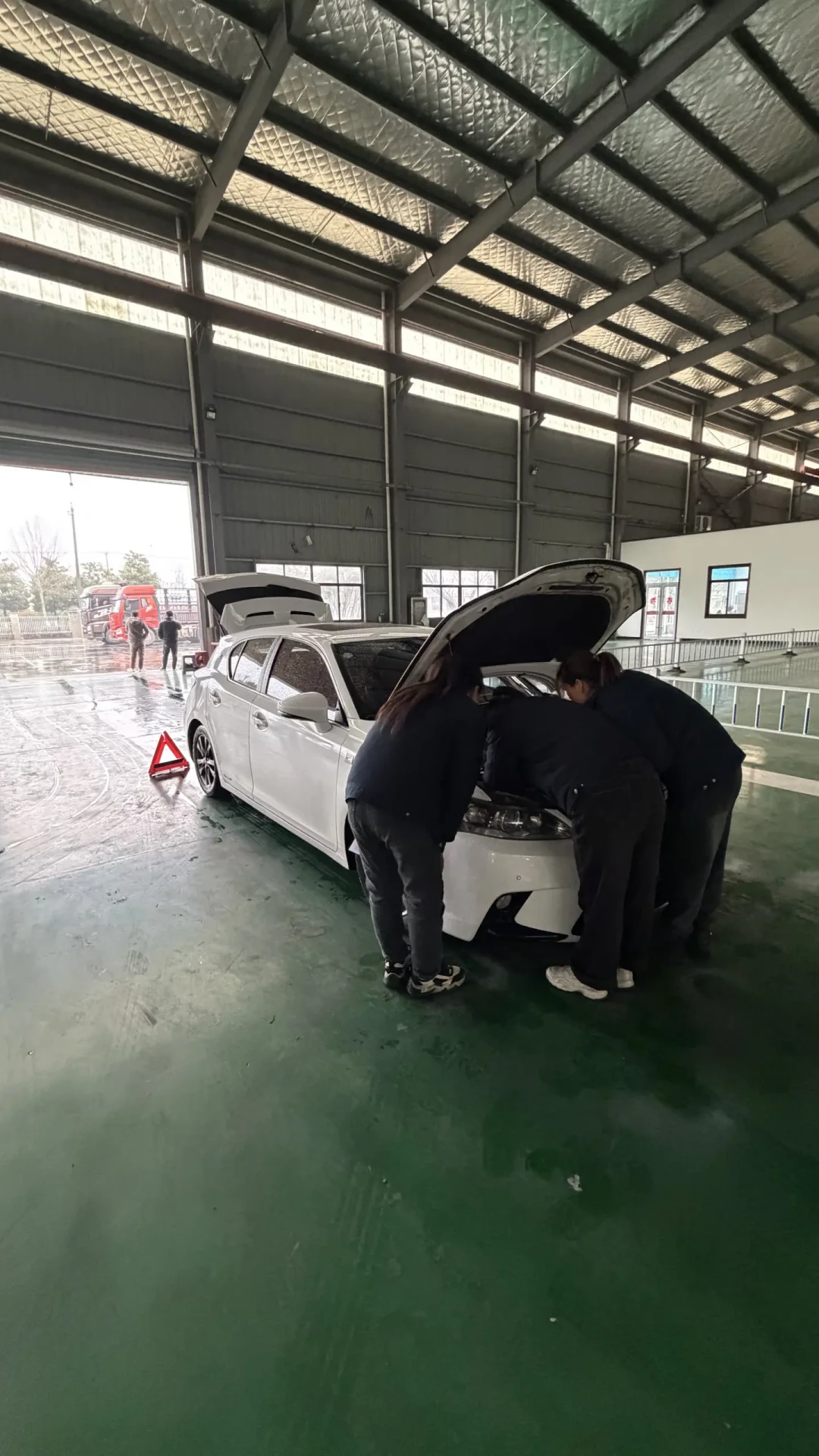 《生态环境法典》施行，老车年检真的变了：被封死的不是车，是