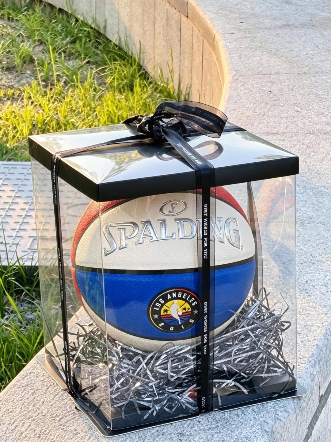 斯伯丁开学季好价：56块的球能买，59块的TF-1000别碰