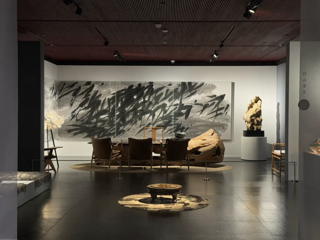 李亚鹏在国家大剧院的「观化」茶展8月30日闭幕：值不值得看、怎么进场，一篇说清