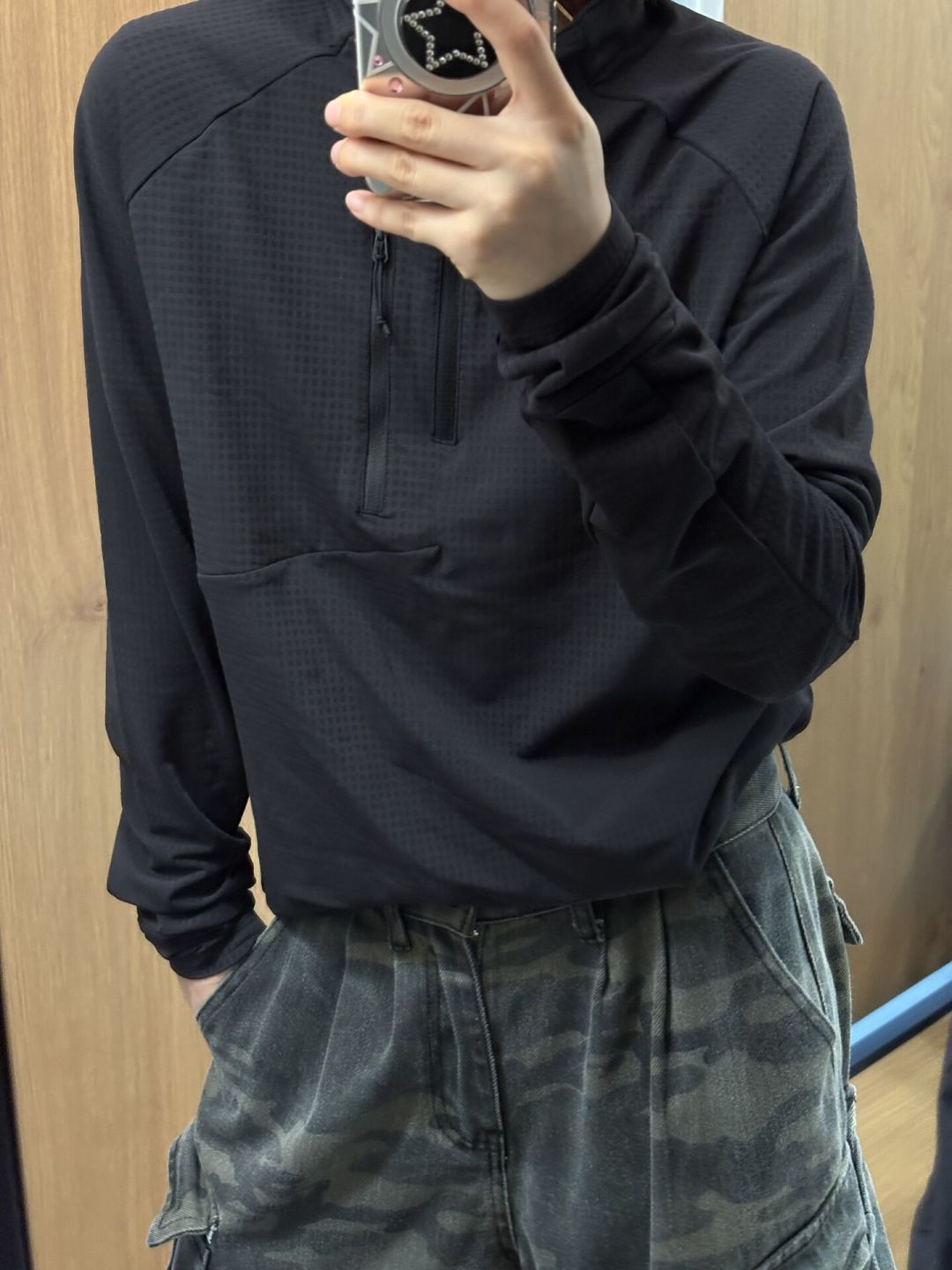253块的三合一和千元硬壳之间,隔的不是防水指数:开学季买冲锋衣,先分清你要走哪种山