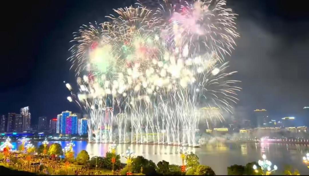 今天开始！女性游广元全城免票9天：千佛崖这批国保窟怎么看、免票怎么领
