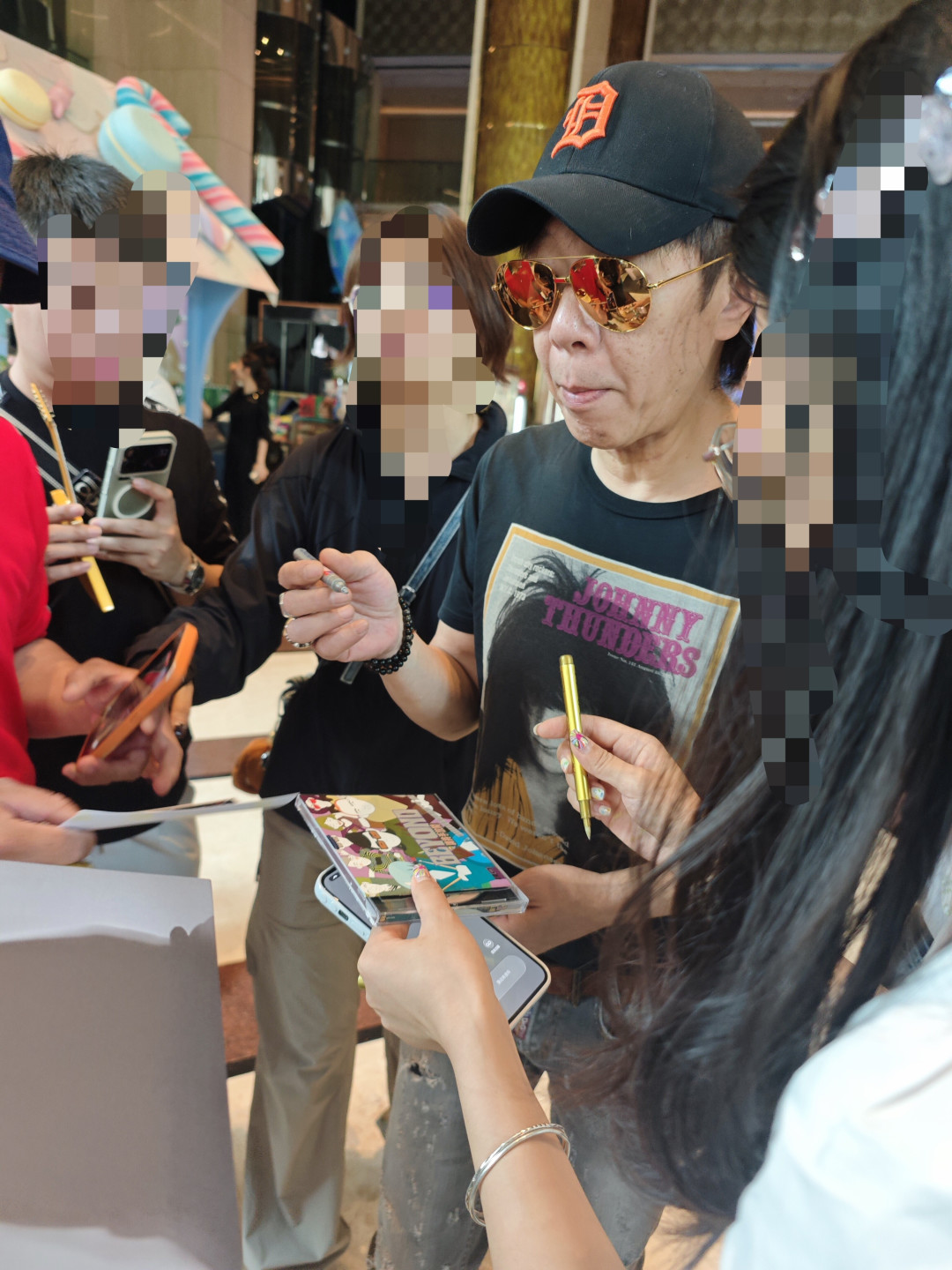 终于理解朱茵的快乐了:黄贯中北美唱完两场,10月24的佛山场值得追吗