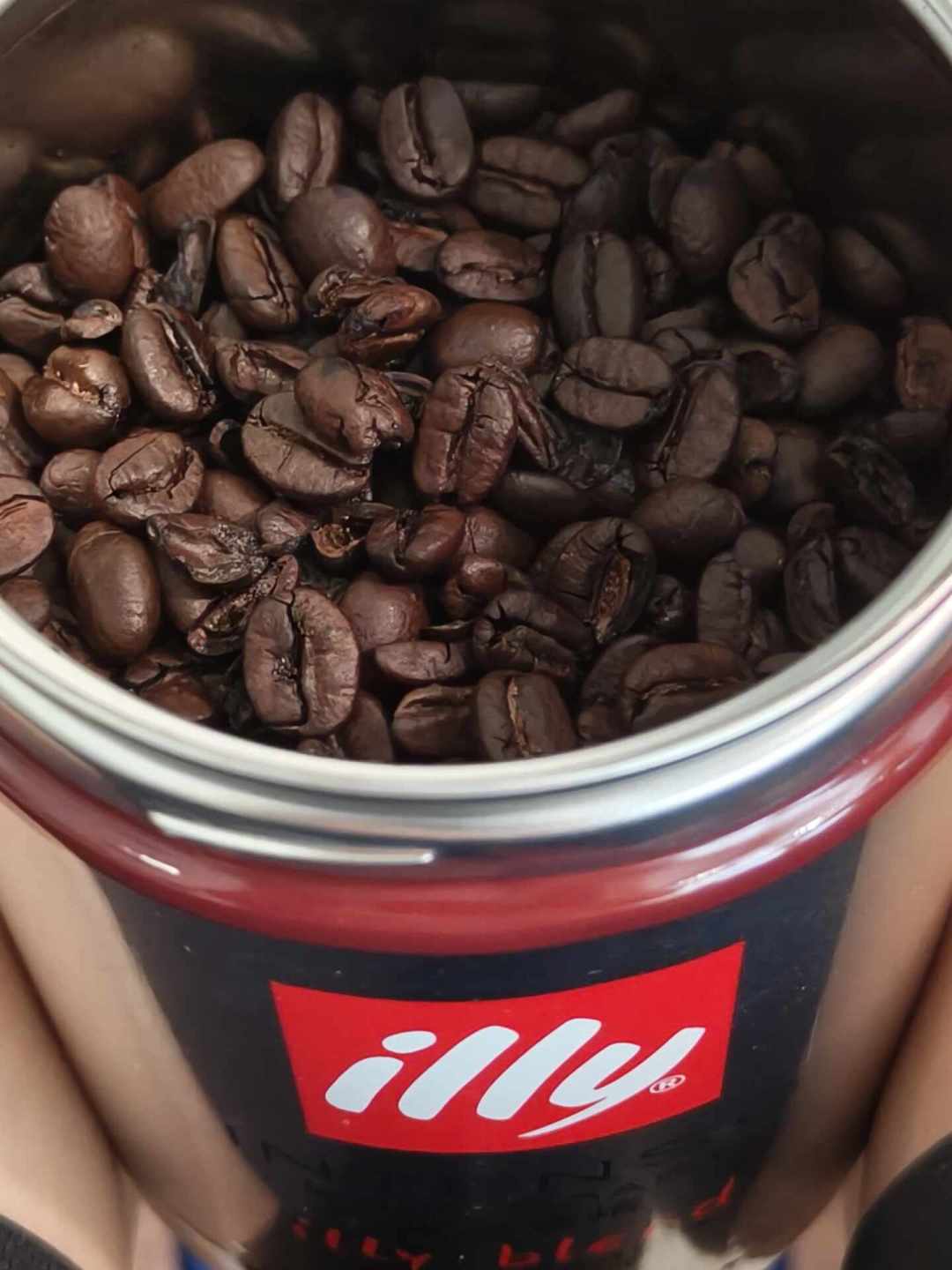 一罐illy豆子五分之一是坏豆?翻完全网吐槽帖和好评,我画了这条