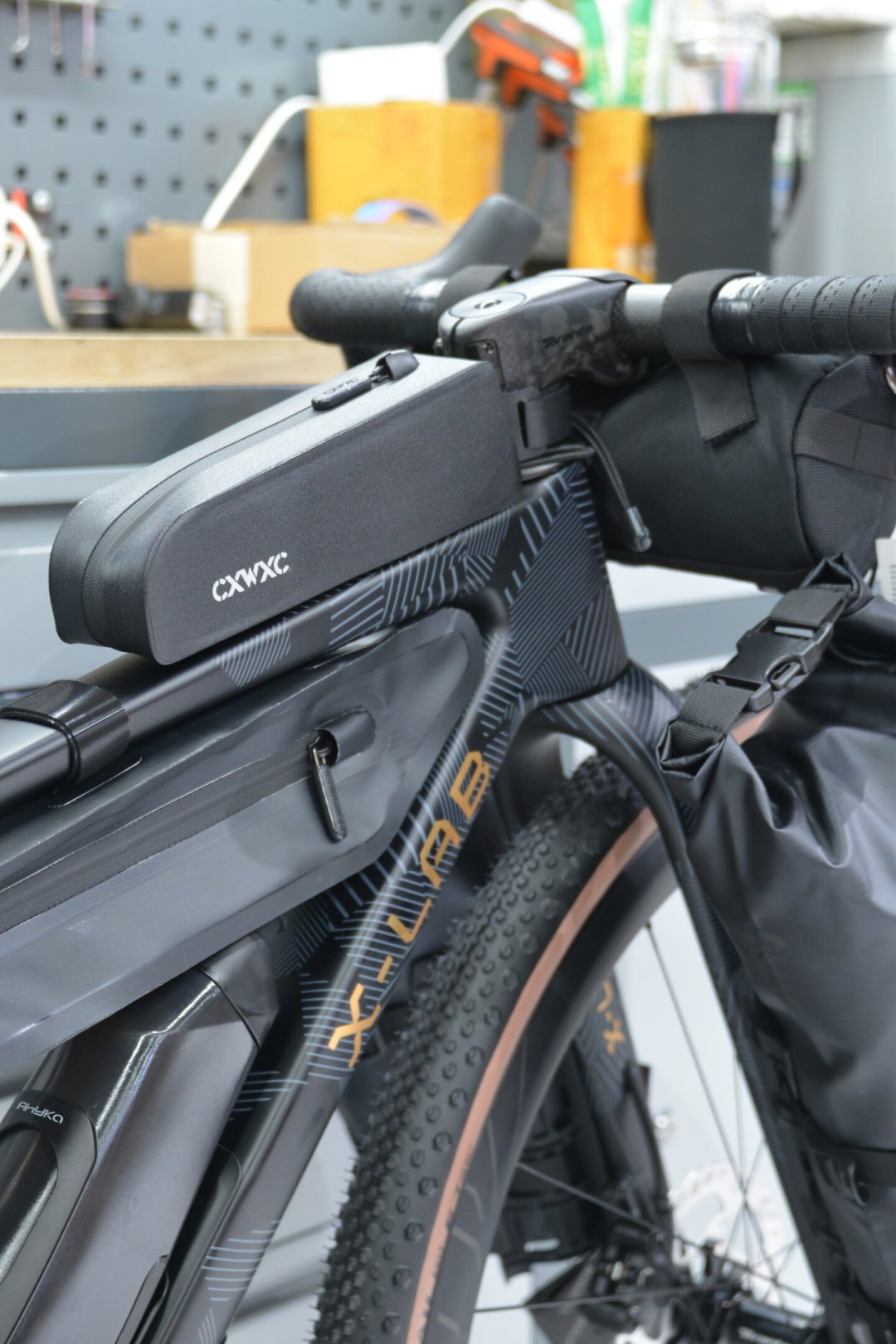 2.2万,Di2电变+碳轮+功率计一次给齐:喜德盛“卷王瓜车”X-LAB GT8到店,值不值先看这三件事