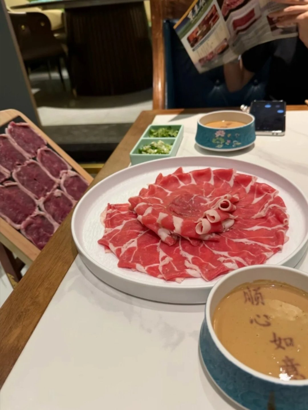 咸阳首店还围挡着,浐灞店9月初开业:东来顺新店潮里,去之前先收好这份选店清单