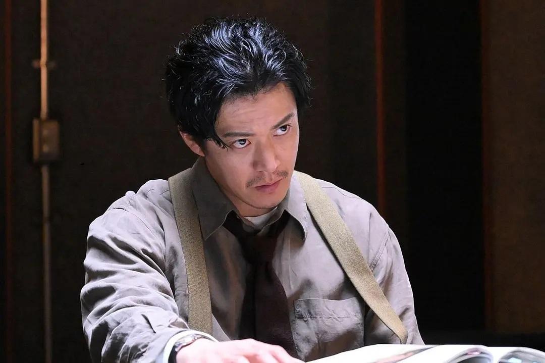 封锁东京站拍摄、特效是奥斯卡团队,口碑还是吵成两半:苍井优的《气体人第一号》值得这7小时吗