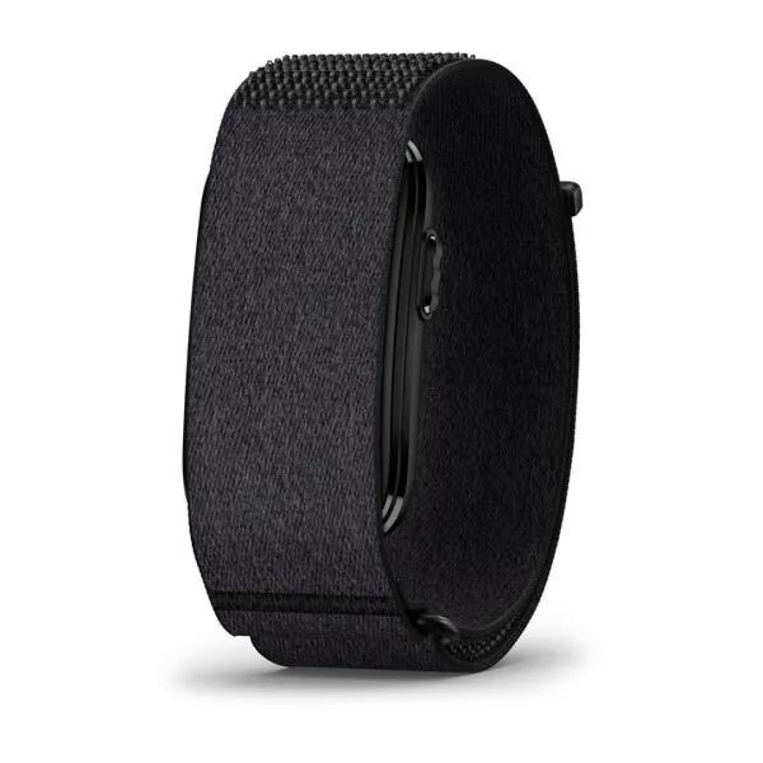 买断还是年费？Fitbit Air、Whoop、Garmin CIRQA 无屏手环三年总成本，一张账算清