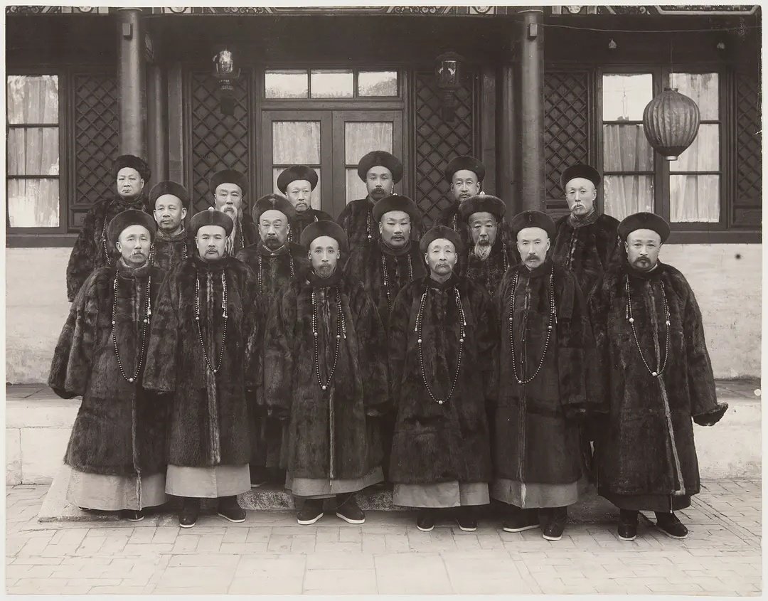 1.2万两买名妓、10万两买巡抚:1907年这场反腐案,弹劾的人先倒下了