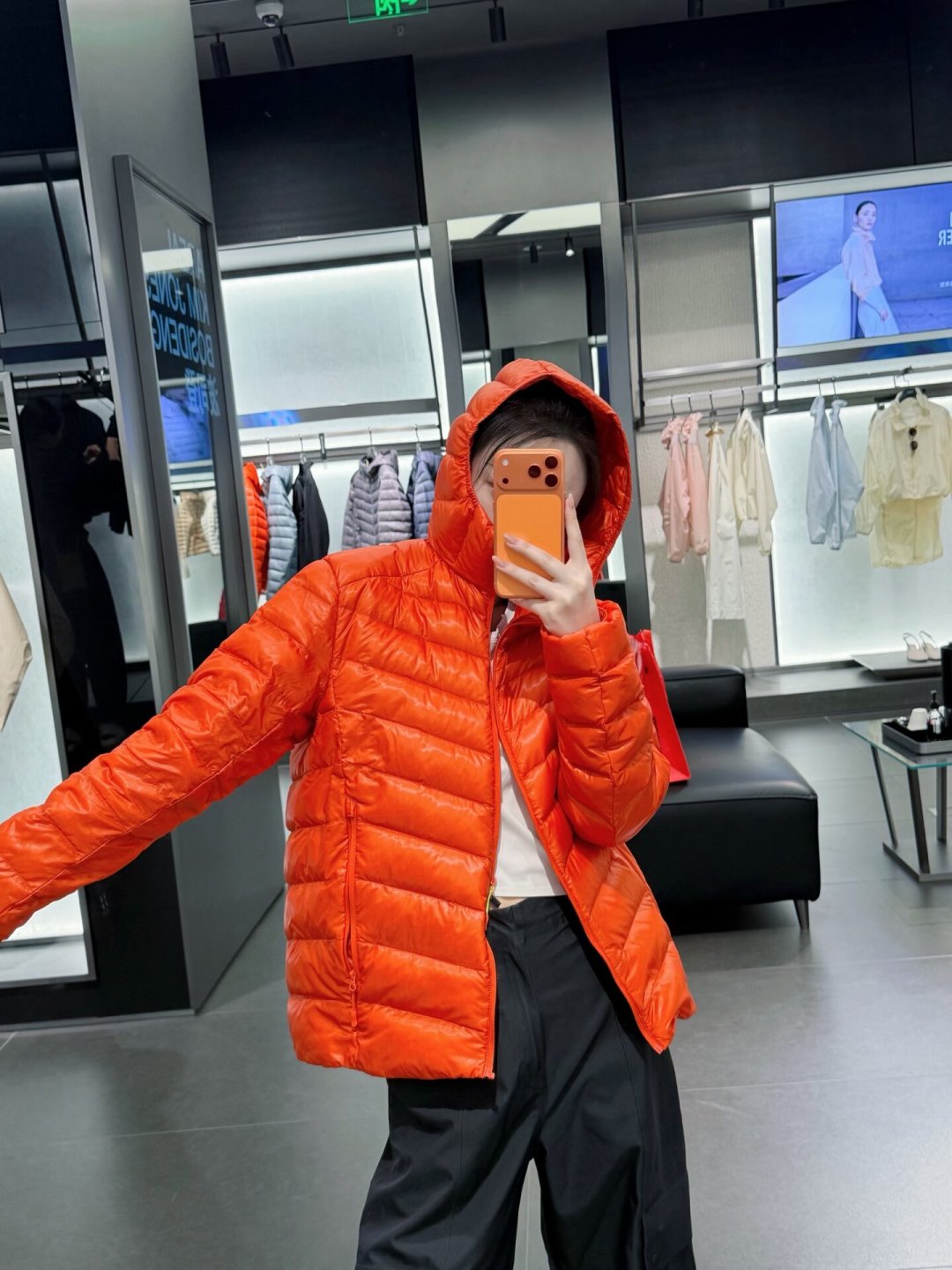 于适的波司登轻薄羽刷屏了:早秋第一件羽绒服,付钱前先看这3个数