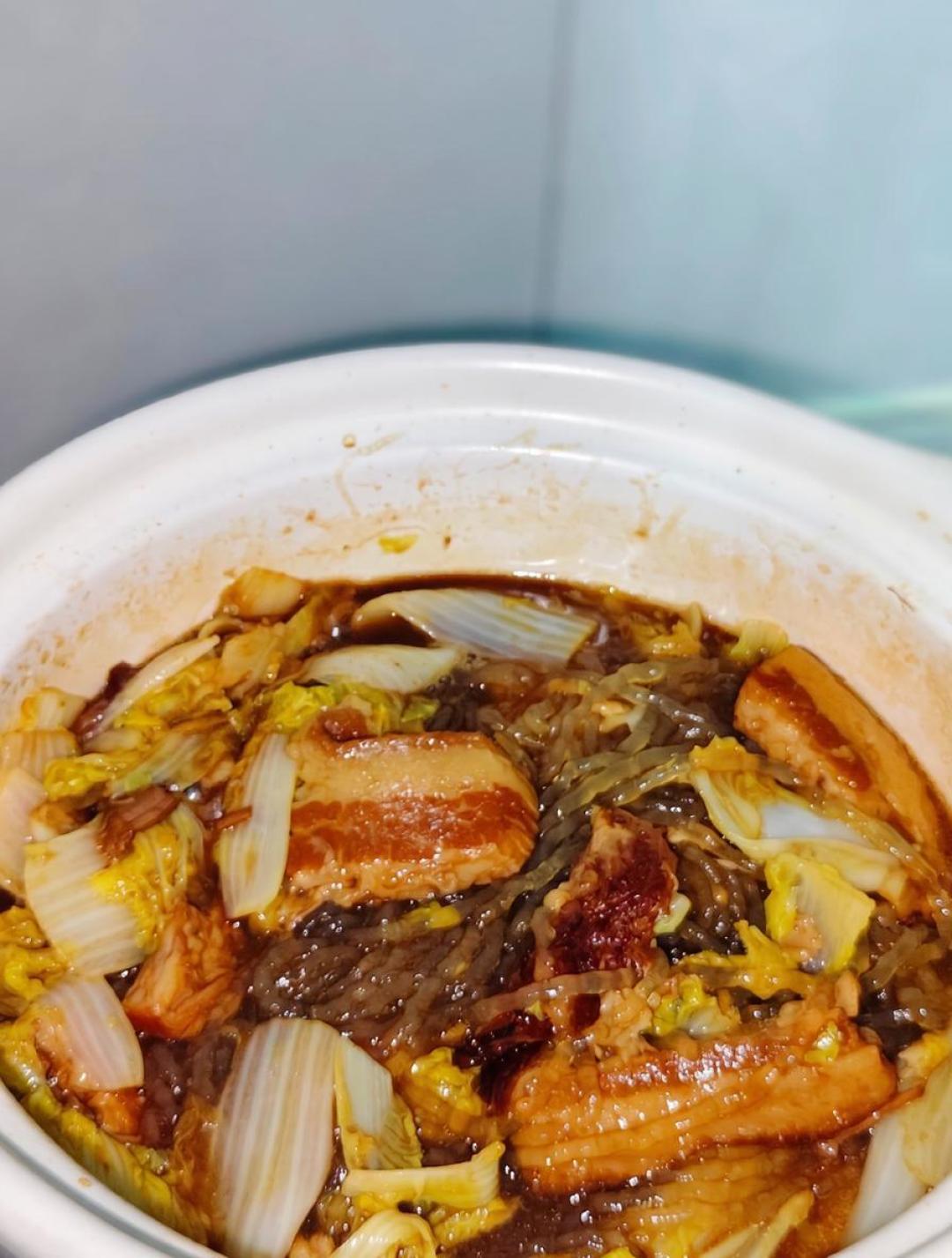 刘雨鑫视频里那罐扣肉走红半个月:跟买实测汇总,好评翻车点和买前提醒